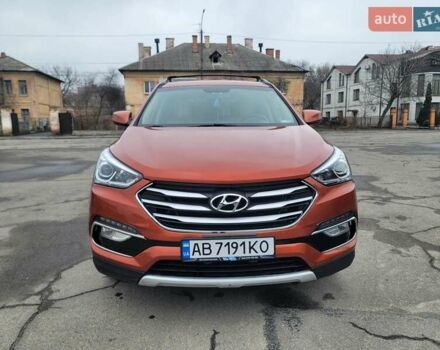 Оранжевый Хендай Санта Фе, объемом двигателя 2.36 л и пробегом 135 тыс. км за 15500 $, фото 1 на Automoto.ua
