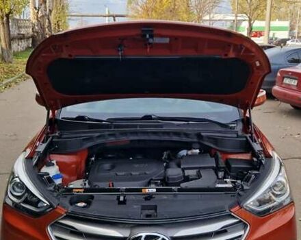 Оранжевый Хендай Санта Фе, объемом двигателя 2.4 л и пробегом 163 тыс. км за 16000 $, фото 3 на Automoto.ua