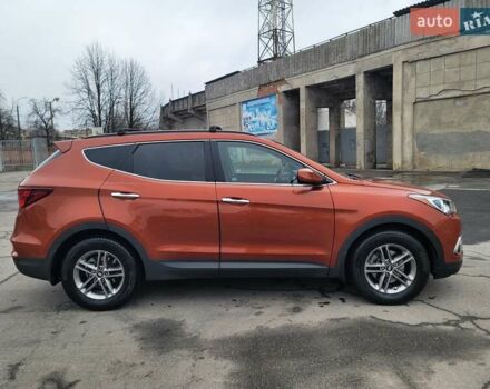 Оранжевый Хендай Санта Фе, объемом двигателя 2.36 л и пробегом 135 тыс. км за 15500 $, фото 3 на Automoto.ua