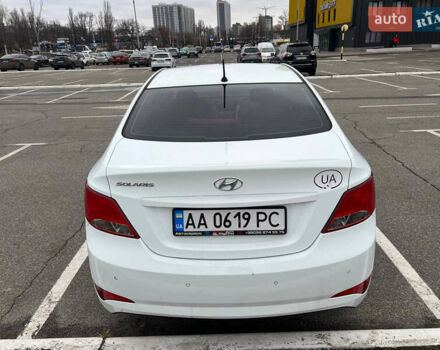 Белый Хендай Соларис, объемом двигателя 1.6 л и пробегом 154 тыс. км за 9800 $, фото 7 на Automoto.ua
