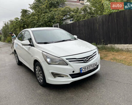 Белый Хендай Соларис, объемом двигателя 1.59 л и пробегом 250 тыс. км за 5200 $, фото 9 на Automoto.ua
