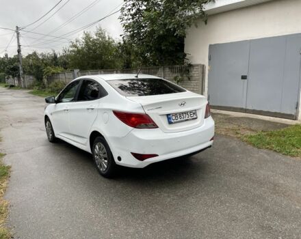 Белый Хендай Соларис, объемом двигателя 1.6 л и пробегом 260 тыс. км за 5500 $, фото 7 на Automoto.ua