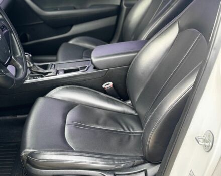 Белый Хендай Соларис, объемом двигателя 2 л и пробегом 387 тыс. км за 263 $, фото 19 на Automoto.ua