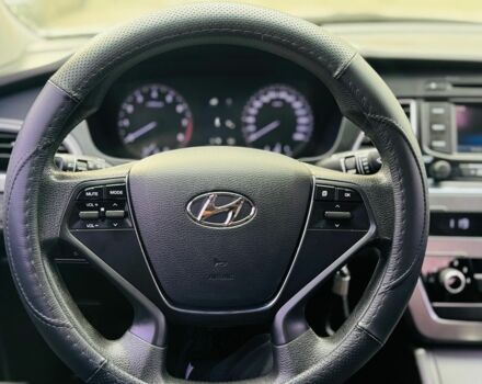 Белый Хендай Соларис, объемом двигателя 2 л и пробегом 387 тыс. км за 263 $, фото 12 на Automoto.ua