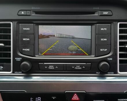 Белый Хендай Соларис, объемом двигателя 2 л и пробегом 387 тыс. км за 263 $, фото 14 на Automoto.ua