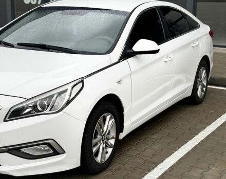 Белый Хендай Соларис, объемом двигателя 2 л и пробегом 387 тыс. км за 263 $, фото 9 на Automoto.ua