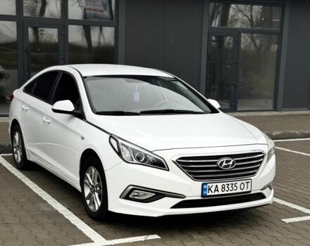 Білий Хендай Соларіс, об'ємом двигуна 2 л та пробігом 387 тис. км за 263 $, фото 1 на Automoto.ua