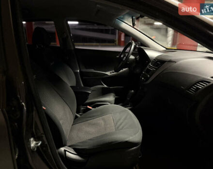 Коричневый Хендай Соларис, объемом двигателя 1.59 л и пробегом 230 тыс. км за 8200 $, фото 12 на Automoto.ua