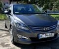 Серый Хендай Соларис, объемом двигателя 1 л и пробегом 38 тыс. км за 10800 $, фото 3 на Automoto.ua