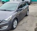 Серый Хендай Соларис, объемом двигателя 1.4 л и пробегом 67 тыс. км за 9500 $, фото 3 на Automoto.ua
