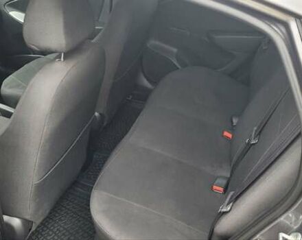 Серый Хендай Соларис, объемом двигателя 1.4 л и пробегом 67 тыс. км за 9500 $, фото 2 на Automoto.ua