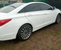 Белый Хендай Соната, объемом двигателя 2 л и пробегом 202 тыс. км за 9100 $, фото 3 на Automoto.ua