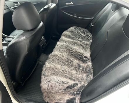 Білий Хендай Соната, об'ємом двигуна 2 л та пробігом 88 тис. км за 7300 $, фото 7 на Automoto.ua