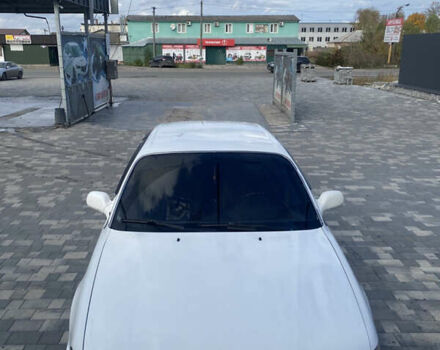 Белый Хендай Соната, объемом двигателя 2 л и пробегом 330 тыс. км за 1700 $, фото 4 на Automoto.ua