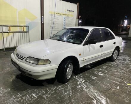 Білий Хендай Соната, об'ємом двигуна 2 л та пробігом 330 тис. км за 987 $, фото 18 на Automoto.ua