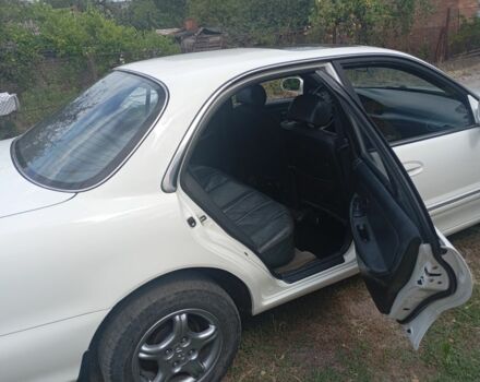 Білий Хендай Соната, об'ємом двигуна 2 л та пробігом 722 тис. км за 2800 $, фото 5 на Automoto.ua