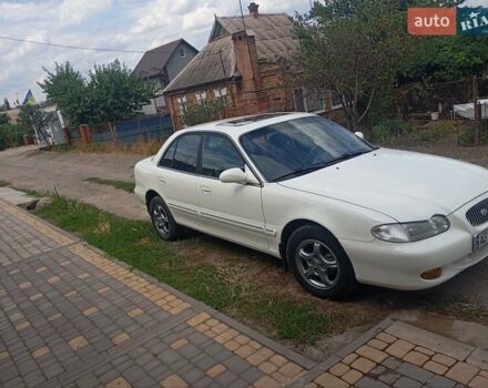 Білий Хендай Соната, об'ємом двигуна 2 л та пробігом 721 тис. км за 2800 $, фото 12 на Automoto.ua