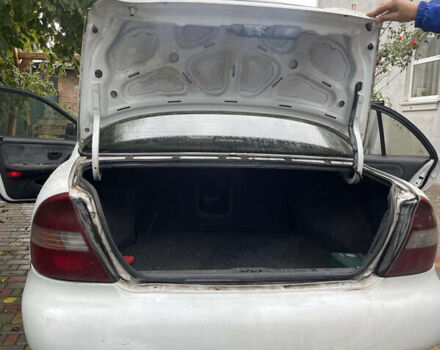 Хендай Соната 1997 у Хмельницькому на Automoto.ua Білий Хендай Соната, об'ємом двигуна 2 л та пробігом 259 тис. км за 1400 $, фото 9 на Automoto.ua