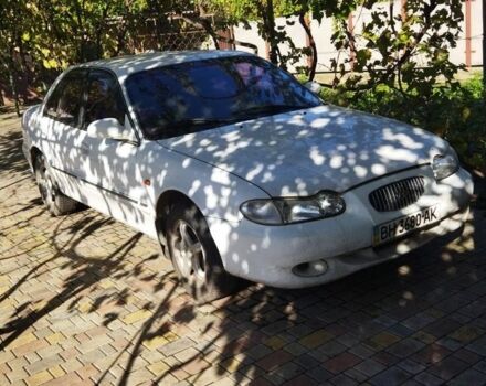 Білий Хендай Соната, об'ємом двигуна 2 л та пробігом 450 тис. км за 2000 $, фото 2 на Automoto.ua