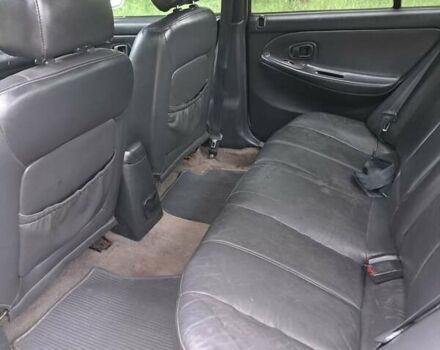 Белый Хендай Соната, объемом двигателя 2 л и пробегом 300 тыс. км за 1700 $, фото 7 на Automoto.ua