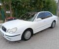 Белый Хендай Соната, объемом двигателя 2 л и пробегом 270 тыс. км за 2799 $, фото 1 на Automoto.ua