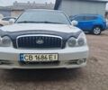 Белый Хендай Соната, объемом двигателя 2 л и пробегом 299 тыс. км за 3500 $, фото 1 на Automoto.ua