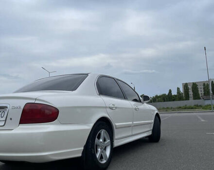 Білий Хендай Соната, об'ємом двигуна 0 л та пробігом 282 тис. км за 4200 $, фото 6 на Automoto.ua