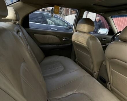 Белый Хендай Соната, объемом двигателя 2.7 л и пробегом 190 тыс. км за 2500 $, фото 6 на Automoto.ua