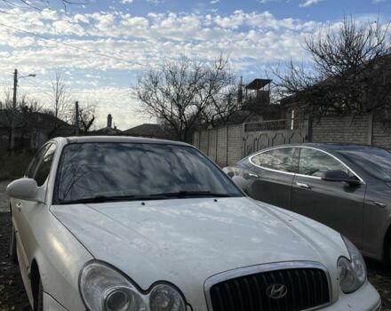 Белый Хендай Соната, объемом двигателя 2.7 л и пробегом 190 тыс. км за 2500 $, фото 1 на Automoto.ua