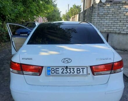 Хендай Соната 2008 в Николаеве на Automoto.ua Белый Хендай Соната, объемом двигателя 2 л и пробегом 400 тыс. км за 4750 $, фото 5 на Automoto.ua
