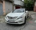 Білий Хендай Соната, об'ємом двигуна 2.36 л та пробігом 186 тис. км за 7500 $, фото 1 на Automoto.ua