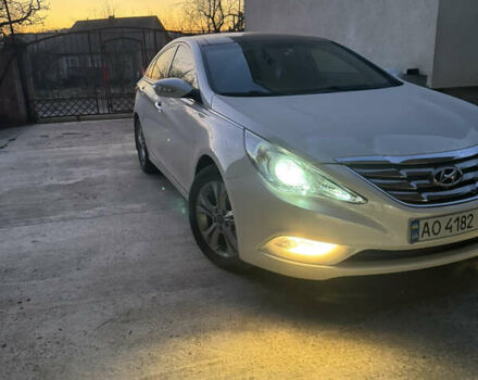 Білий Хендай Соната, об'ємом двигуна 2 л та пробігом 120 тис. км за 9700 $, фото 7 на Automoto.ua