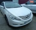 Білий Хендай Соната, об'ємом двигуна 2.36 л та пробігом 218 тис. км за 6700 $, фото 2 на Automoto.ua