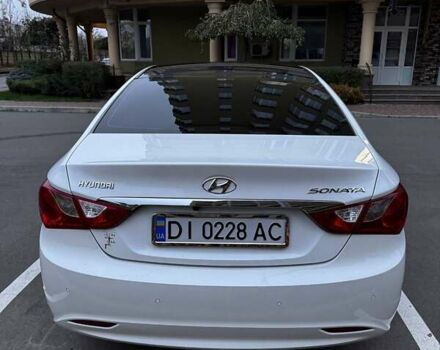 Белый Хендай Соната, объемом двигателя 2.4 л и пробегом 224 тыс. км за 9900 $, фото 8 на Automoto.ua