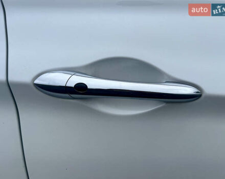 Білий Хендай Соната, об'ємом двигуна 2.4 л та пробігом 275 тис. км за 7600 $, фото 11 на Automoto.ua