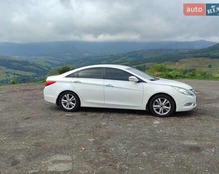 Білий Хендай Соната, об'ємом двигуна 2.4 л та пробігом 148 тис. км за 9500 $, фото 5 на Automoto.ua