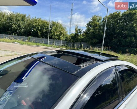 Белый Хендай Соната, объемом двигателя 2.4 л и пробегом 261 тыс. км за 9400 $, фото 16 на Automoto.ua