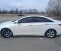 Білий Хендай Соната, об'ємом двигуна 2.36 л та пробігом 205 тис. км за 8800 $, фото 2 на Automoto.ua