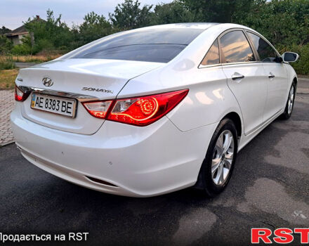 Білий Хендай Соната, об'ємом двигуна 2 л та пробігом 152 тис. км за 9300 $, фото 4 на Automoto.ua