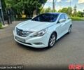 Белый Хендай Соната, объемом двигателя 2.4 л и пробегом 210 тыс. км за 5750 $, фото 1 на Automoto.ua