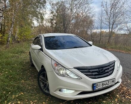 Білий Хендай Соната, об'ємом двигуна 2 л та пробігом 385 тис. км за 8750 $, фото 1 на Automoto.ua