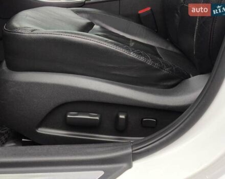 Белый Хендай Соната, объемом двигателя 2.4 л и пробегом 163 тыс. км за 9999 $, фото 13 на Automoto.ua