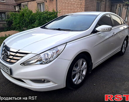 Білий Хендай Соната, об'ємом двигуна 2 л та пробігом 152 тис. км за 9300 $, фото 9 на Automoto.ua