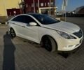 Белый Хендай Соната, объемом двигателя 2.4 л и пробегом 222 тыс. км за 9535 $, фото 1 на Automoto.ua