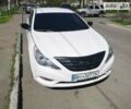 Белый Хендай Соната, объемом двигателя 2 л и пробегом 198 тыс. км за 8000 $, фото 1 на Automoto.ua