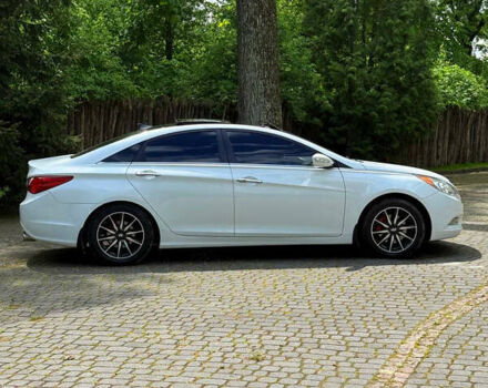 Білий Хендай Соната, об'ємом двигуна 2 л та пробігом 132 тис. км за 9500 $, фото 3 на Automoto.ua