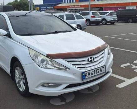 Хендай Соната 2011 в Киеве на Automoto.ua Белый Хендай Соната, объемом двигателя 2 л и пробегом 200 тыс. км за 8319 $, фото 9 на Automoto.ua