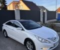 Белый Хендай Соната, объемом двигателя 2.4 л и пробегом 700 тыс. км за 7000 $, фото 1 на Automoto.ua