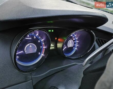 Білий Хендай Соната, об'ємом двигуна 2.36 л та пробігом 693 тис. км за 7500 $, фото 33 на Automoto.ua