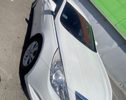 Білий Хендай Соната, об'ємом двигуна 2 л та пробігом 211 тис. км за 10800 $, фото 2 на Automoto.ua